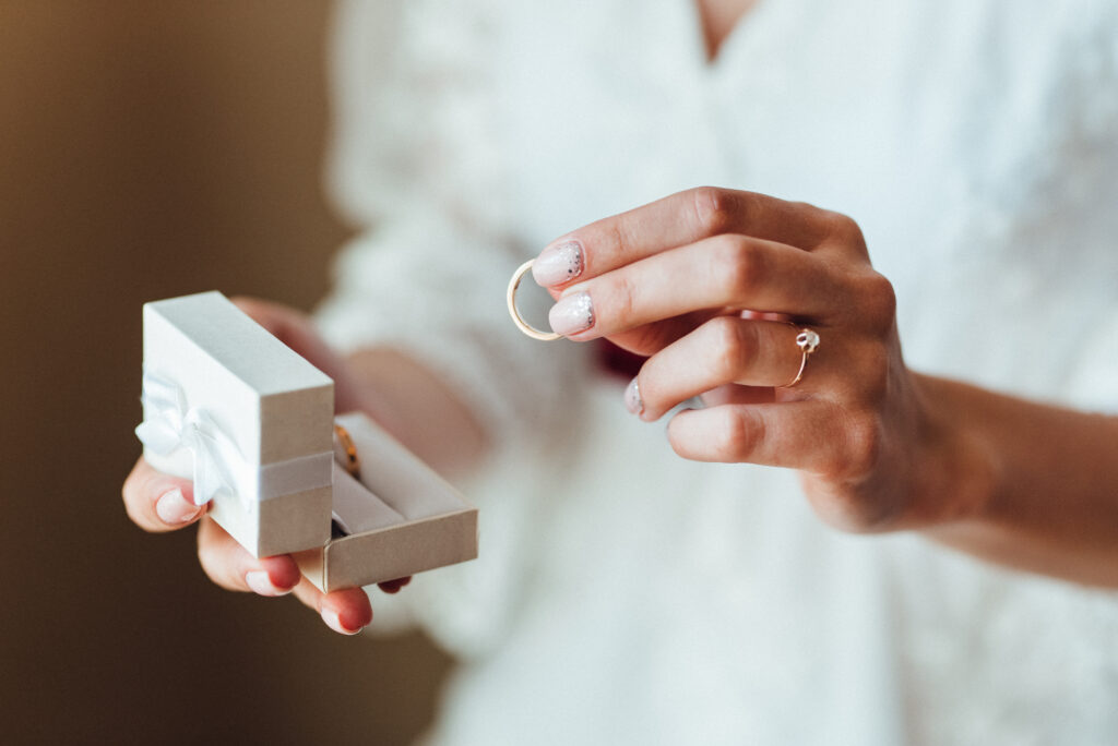 wedding rings with a wedding decor